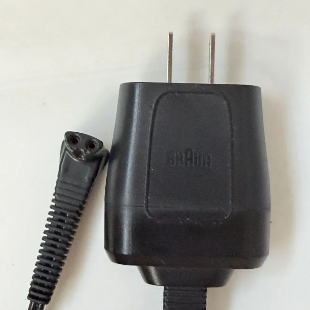 Braun Series 7 740s-6 Wet & Dry Electric Shaver w/ Charger & Travel Case Tested